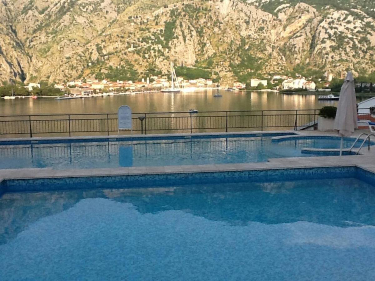 Radiant Apartment Kotor Exterior photo